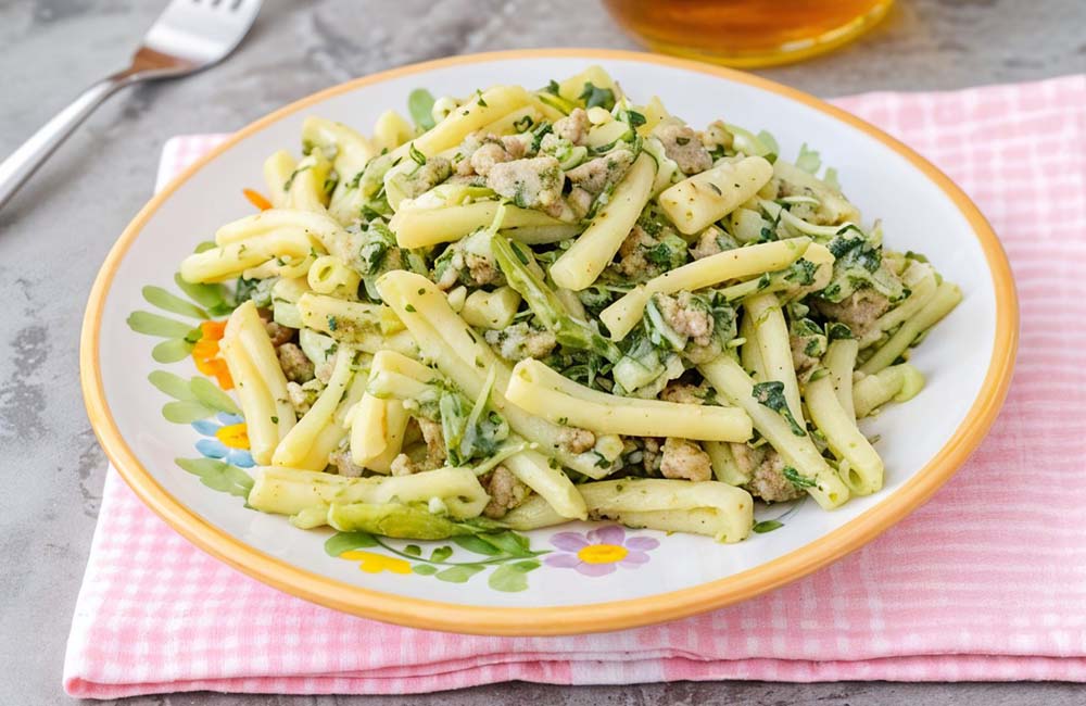 Sagra della casareccia con salsiccia e ficorilli