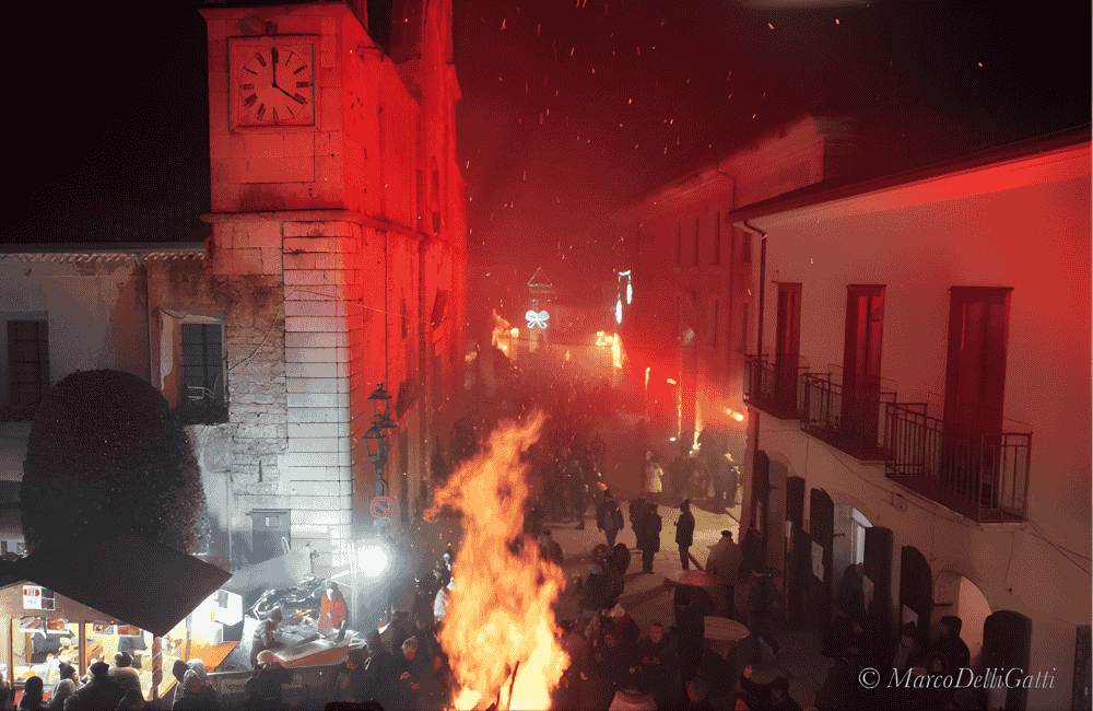 La notte dei falo nusco